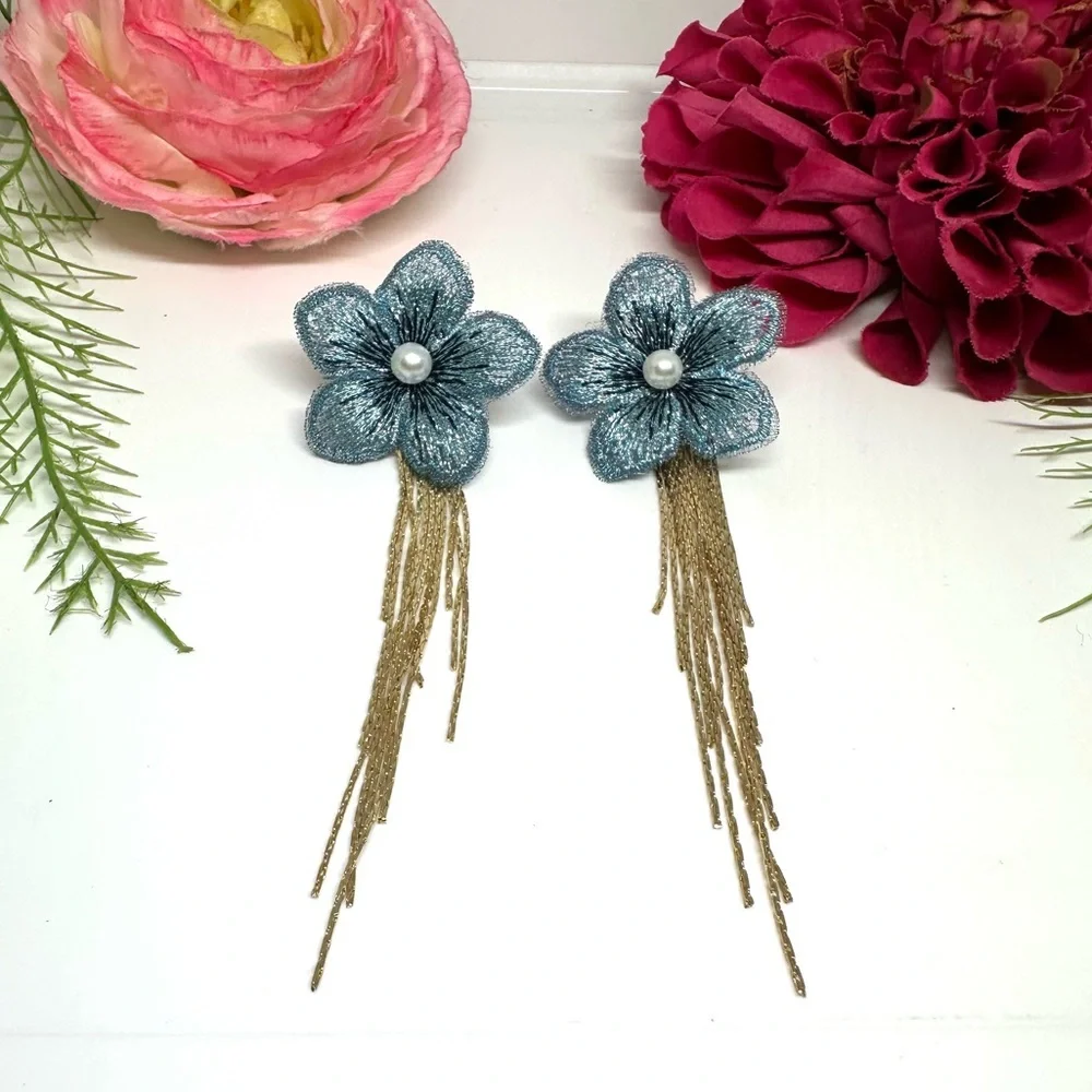 NEW⚜️Embroidered Flower Tassel Drop Earrings